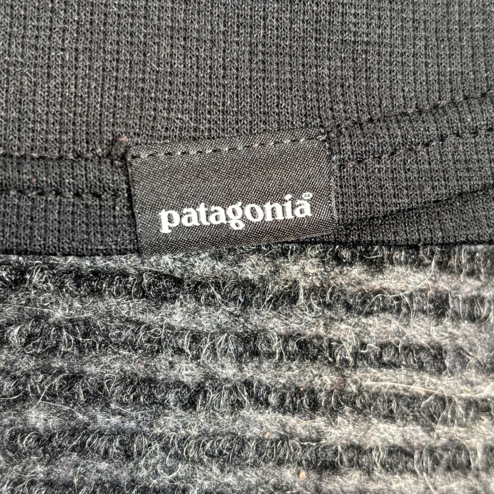 Patagonia Capilene 2 Lightweight Mens Black Quarter Zip Base Layer 44005 L - Picture 3 of 8